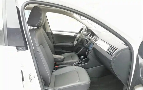 Skoda Rapid II, 2021 год, 1 200 000 рублей, 19 фотография