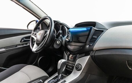 Chevrolet Cruze II, 2011 год, 688 000 рублей, 29 фотография