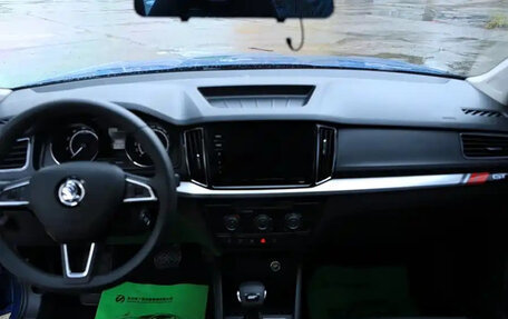 Skoda Kamiq I, 2023 год, 1 350 000 рублей, 3 фотография