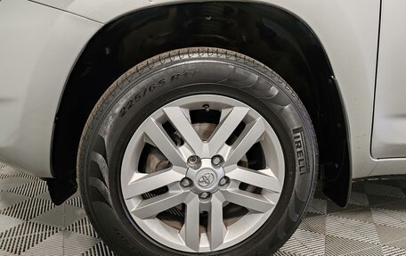 Toyota RAV4, 2008 год, 1 299 000 рублей, 18 фотография