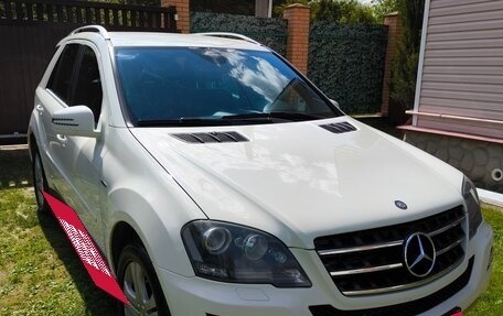 Mercedes-Benz M-Класс, 2011 год, 2 390 000 рублей, 1 фотография
