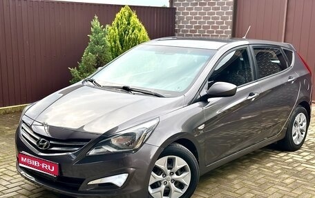 Hyundai Solaris II рестайлинг, 2015 год, 1 115 000 рублей, 1 фотография