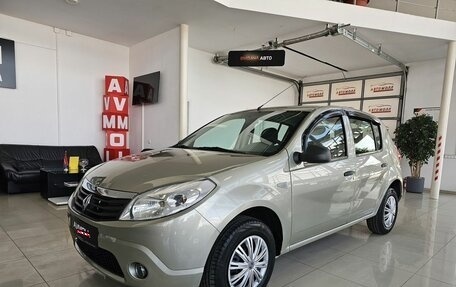 Renault Sandero I, 2014 год, 745 000 рублей, 1 фотография