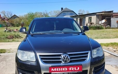 Volkswagen Touareg III, 2007 год, 1 000 000 рублей, 8 фотография