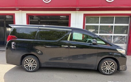 Toyota Alphard III, 2016 год, 4 200 000 рублей, 3 фотография