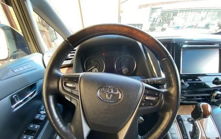 Toyota Alphard III, 2016 год, 4 200 000 рублей, 16 фотография