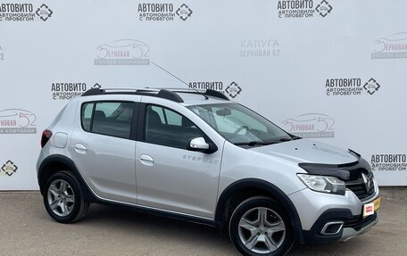 Renault Sandero II рестайлинг, 2019 год, 1 150 000 рублей, 2 фотография