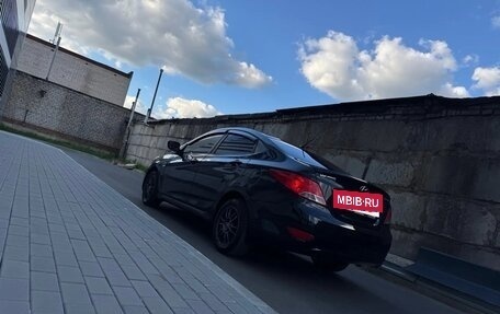 Hyundai Solaris II рестайлинг, 2014 год, 755 000 рублей, 5 фотография