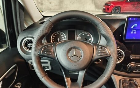 Mercedes-Benz Vito, 2019 год, 3 990 000 рублей, 18 фотография