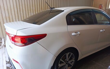 KIA Rio IV, 2017 год, 950 000 рублей, 5 фотография