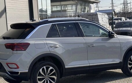 Volkswagen T-Roc I, 2025 год, 2 050 000 рублей, 4 фотография