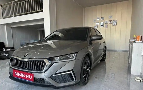 Skoda Octavia IV, 2022 год, 1 950 000 рублей, 3 фотография