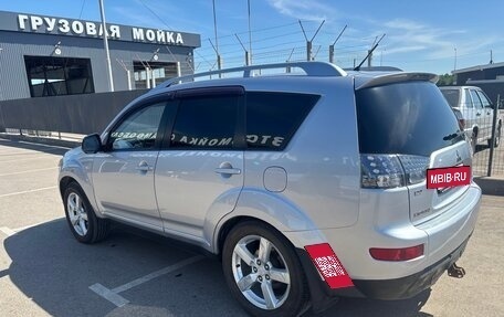 Mitsubishi Outlander III рестайлинг 3, 2008 год, 990 000 рублей, 3 фотография