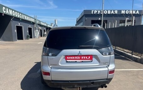 Mitsubishi Outlander III рестайлинг 3, 2008 год, 990 000 рублей, 2 фотография