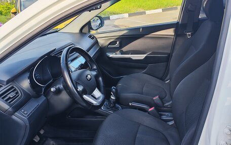 KIA Rio III рестайлинг, 2013 год, 699 000 рублей, 17 фотография