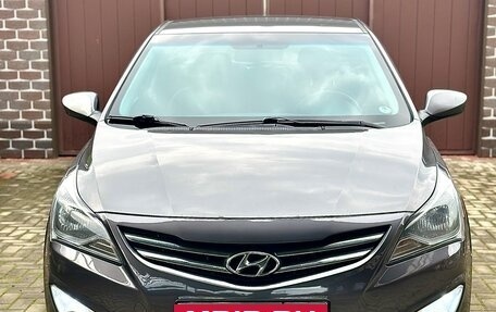 Hyundai Solaris II рестайлинг, 2015 год, 1 115 000 рублей, 2 фотография
