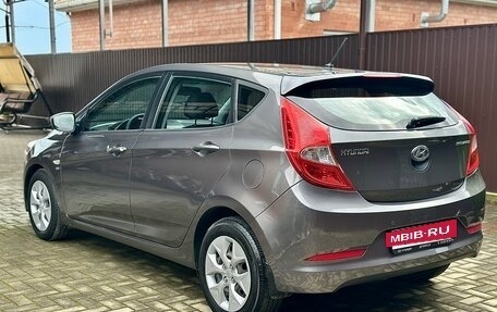 Hyundai Solaris II рестайлинг, 2015 год, 1 115 000 рублей, 7 фотография