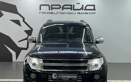 Mitsubishi Pajero IV, 2013 год, 2 729 900 рублей, 2 фотография
