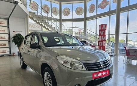 Renault Sandero I, 2014 год, 745 000 рублей, 3 фотография
