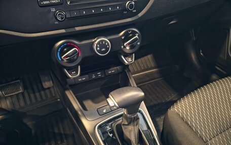 KIA Rio IV, 2020 год, 1 590 000 рублей, 13 фотография