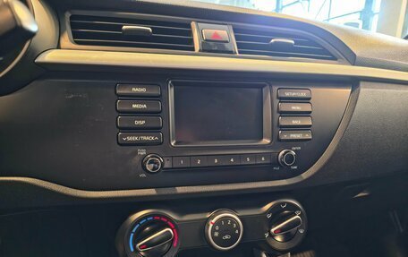 KIA Rio IV, 2020 год, 1 590 000 рублей, 16 фотография