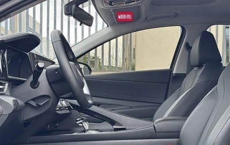 Hyundai Elantra, 2023 год, 1 230 000 рублей, 7 фотография