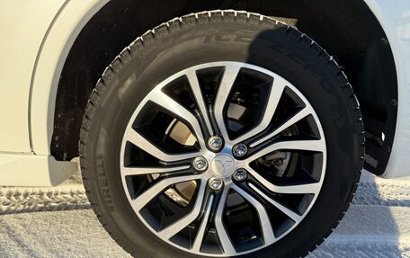 Mitsubishi Outlander III рестайлинг 3, 2017 год, 2 650 000 рублей, 17 фотография