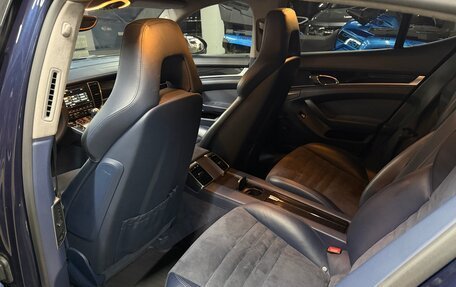 Porsche Panamera II рестайлинг, 2012 год, 3 800 000 рублей, 25 фотография