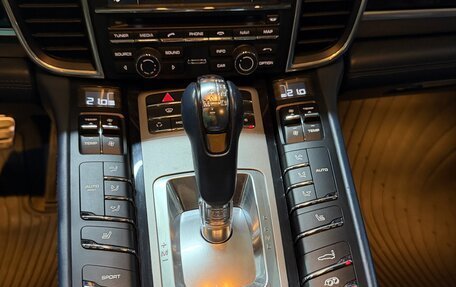 Porsche Panamera II рестайлинг, 2012 год, 3 800 000 рублей, 33 фотография