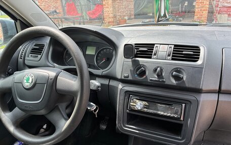 Skoda Fabia II, 2011 год, 340 000 рублей, 8 фотография