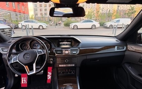 Mercedes-Benz E-Класс, 2015 год, 2 500 000 рублей, 10 фотография