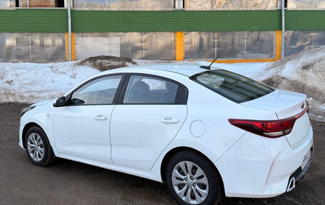 KIA Rio IV, 2022 год, 1 000 000 рублей, 7 фотография