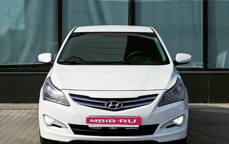 Hyundai Solaris II рестайлинг, 2015 год, 805 000 рублей, 8 фотография