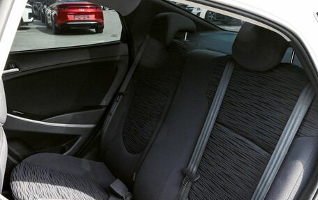 Hyundai Solaris II рестайлинг, 2015 год, 805 000 рублей, 17 фотография