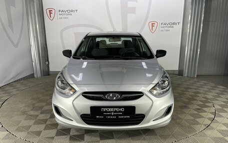 Hyundai Solaris II рестайлинг, 2014 год, 990 000 рублей, 2 фотография
