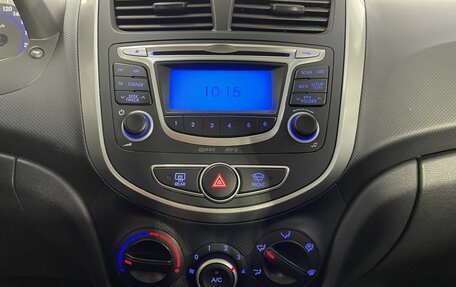 Hyundai Solaris II рестайлинг, 2014 год, 990 000 рублей, 12 фотография