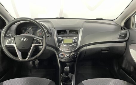 Hyundai Solaris II рестайлинг, 2014 год, 990 000 рублей, 7 фотография