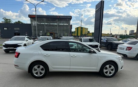 Skoda Octavia, 2017 год, 1 215 000 рублей, 5 фотография