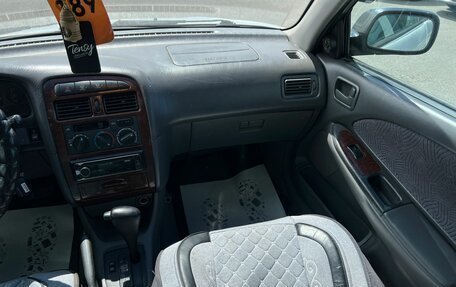 Toyota Avensis III рестайлинг, 1999 год, 329 000 рублей, 15 фотография