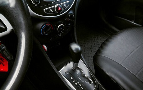 Hyundai Solaris II рестайлинг, 2011 год, 784 000 рублей, 9 фотография