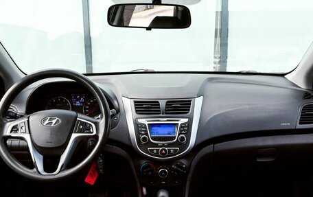 Hyundai Solaris II рестайлинг, 2011 год, 784 000 рублей, 18 фотография