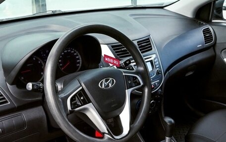 Hyundai Solaris II рестайлинг, 2011 год, 784 000 рублей, 15 фотография