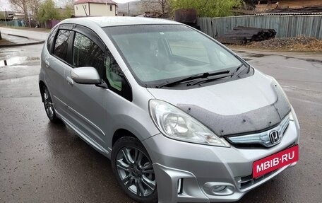 Honda Fit III, 2011 год, 880 000 рублей, 1 фотография