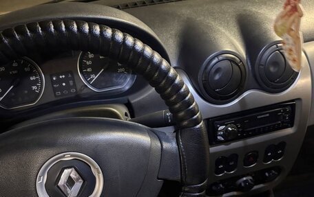 Renault Logan I, 2011 год, 310 000 рублей, 8 фотография