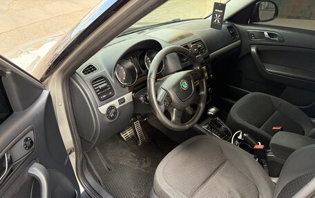 Skoda Yeti I рестайлинг, 2010 год, 695 000 рублей, 18 фотография