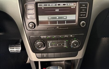 Skoda Yeti I рестайлинг, 2010 год, 695 000 рублей, 25 фотография