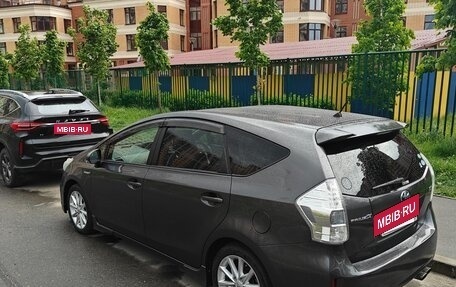 Toyota Prius Alpha I (ZVW40/41), 2014 год, 1 350 000 рублей, 11 фотография