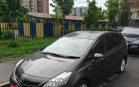 Toyota Prius Alpha I (ZVW40/41), 2014 год, 1 350 000 рублей, 10 фотография