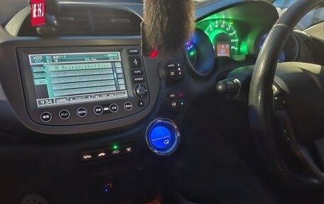 Honda Fit III, 2011 год, 880 000 рублей, 10 фотография
