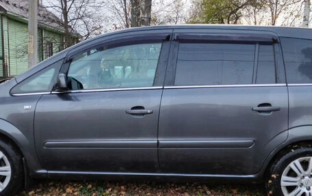 Opel Zafira B, 2011 год, 600 000 рублей, 4 фотография